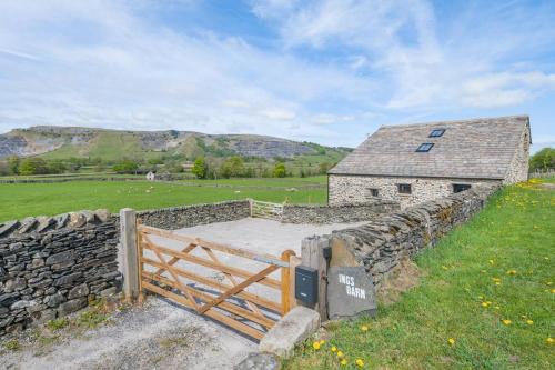 Settle House | Ings Barn