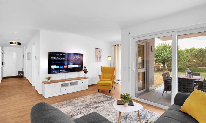 Crailsheim Apartment | INhome Parken - Küche - TV - Terrasse - Balkon