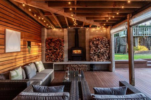 Lynmore House | Inn Lewis - Beside the Redwoods with Spa Pool