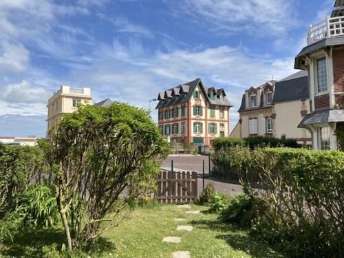 Villers-sur-Mer Apartment | Interhome - Le vert Clos