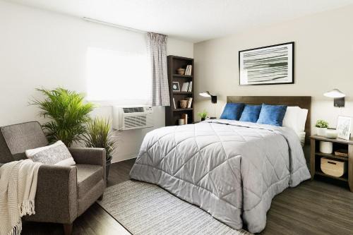 Rockrimmon Hotel | InTown Suites Extended Stay Colorado Springs
