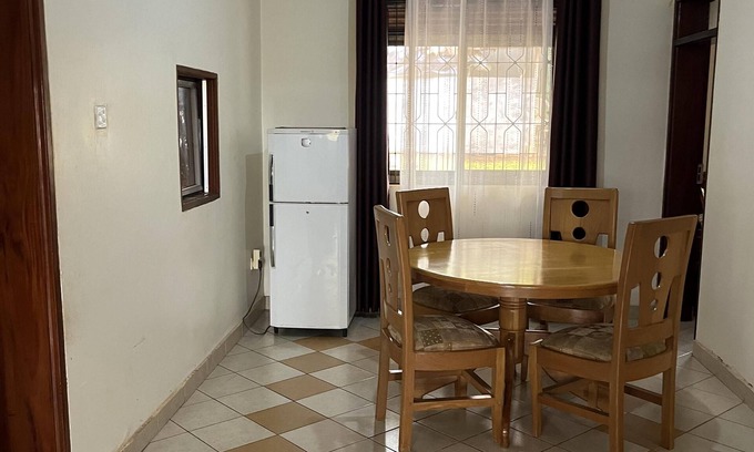 Entebbe House | Inviting 3-Bed House in Akright City Jennifers
