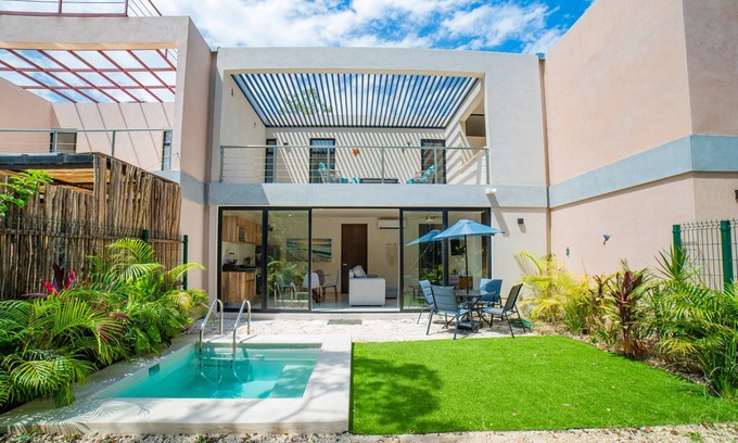 Tulum Condo | Inviting condo with plunge pool, patio, fitness area, & kitchenette