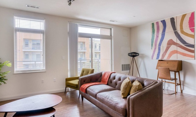 Waltham Apartment | Inviting Waltham 2BR w/Gym & In-Unit W/D, near Dining, by Blueground