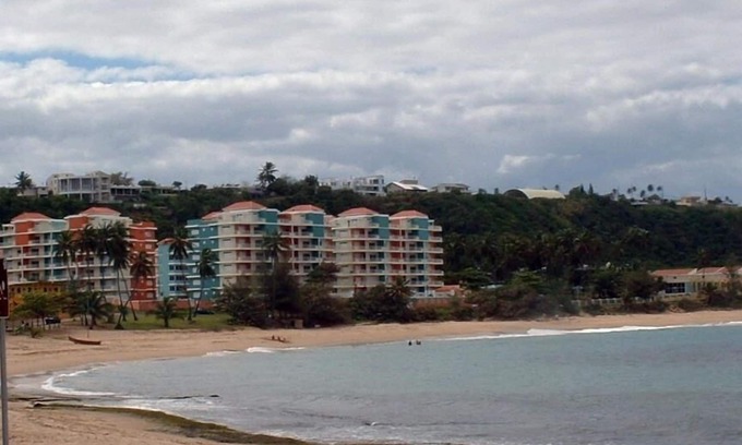 Arenales Bajos Condo | Isabela Beachfront Condo