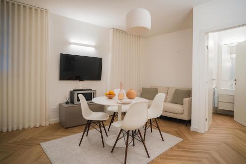 Iseo Apartment | ISEO LAKE - Free Wi-Fi and Private Parking Included
