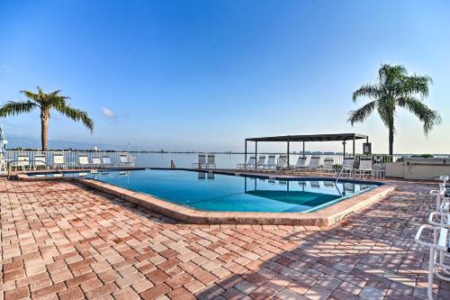 Casa del Mar Apartment | Isla Del Sol Condo about 2 Miles to St Pete Beach!