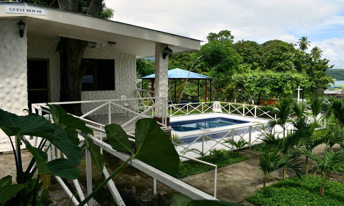 Granada House | Isla Las Mercedes/Mercy Island on lake Cocibolca: one amazing tourist place.