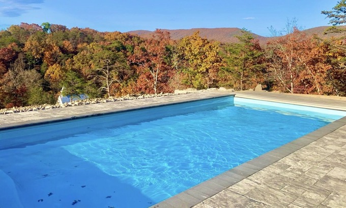 Fort Valley House | Island in the Sky-Shenandoah Valley with Heated Pool, Game Rm, Hot-Tub, Views