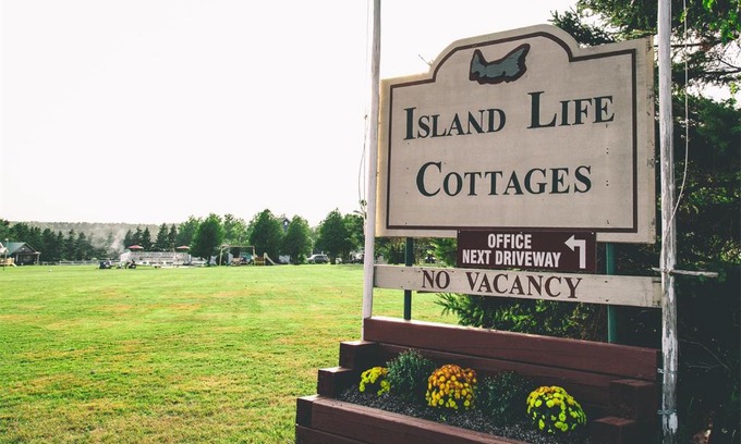 West Covehead Hotel | Island Life Cottages