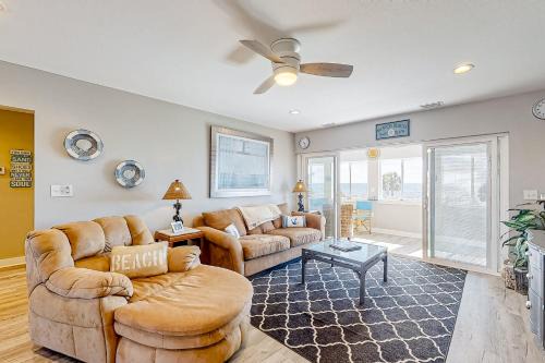 Mexico Beach House | Isle of View