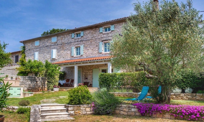 Rovinjsko Selo House | Istrian stone house for 3 near Rovinj