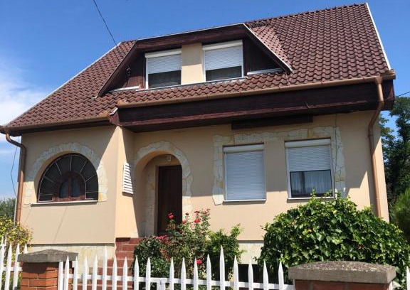 Tiszafured Apartment | István Apartman