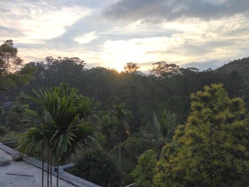 Ambagollapathana House | Isuru Homestay
