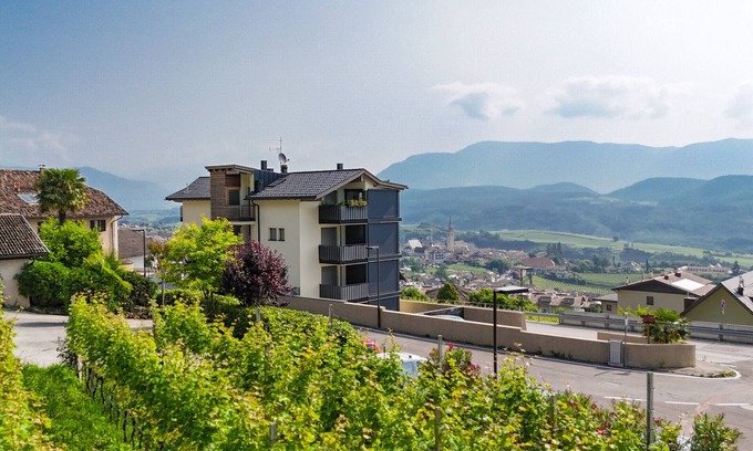 Caldaro Sulla Strada del Vino Apartment | 705A Apartment Mendelbahn 1