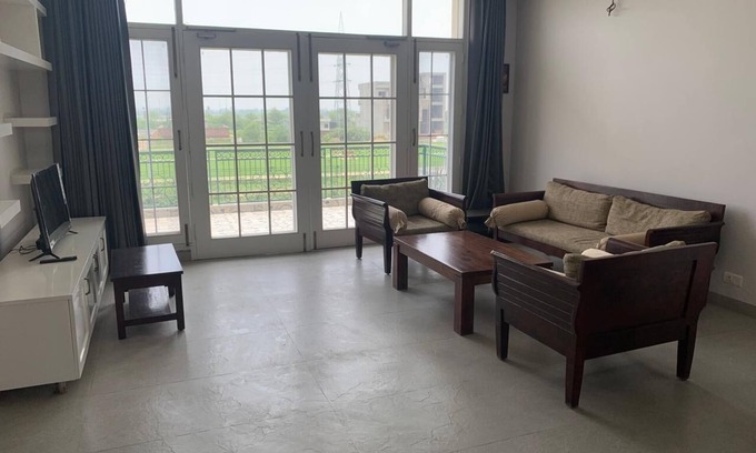 Chandigarh Apartment | IT City Homestay-Secure & Comfortable Stay in Mohali