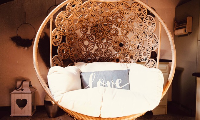 Pallusieux Apartment | Two hearts and an attic