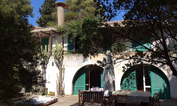 Capo D'arco Villa | Self-contained loft in Villa in Capo d'Arco, two minutes' walk from sea