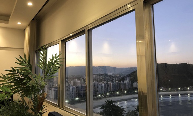 Porchat Island Apartment | It's a privilege to have a great view π cozy place β± privileged view π