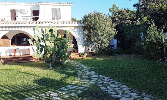 Torre delle Stelle Villa | GREEN HOUSE. Cozy villa less than 200 meters from Cann'e Sisa beach