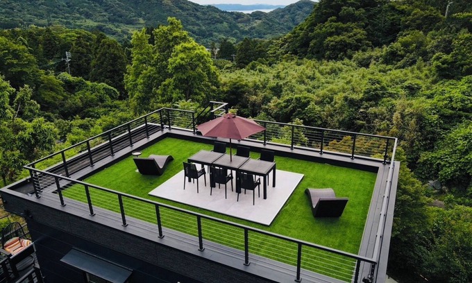 Itoshima Villa | Itoshima at the foot of the sky! Rooftop panoramic miraculous view, outdoor hot spring, sauna with spectacular view, BBQ, 16 people or more, 6 parking spaces, pets