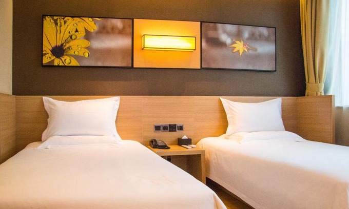 Jizhou District Hotel | IU Hotel Jian Bus Station Pedestrian Street