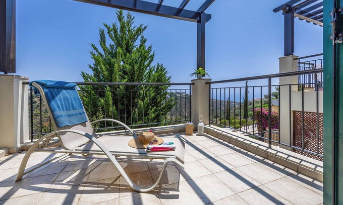 Aphrodite Hills House | J1 Holiday House Adjacent to Aphrodite Hills