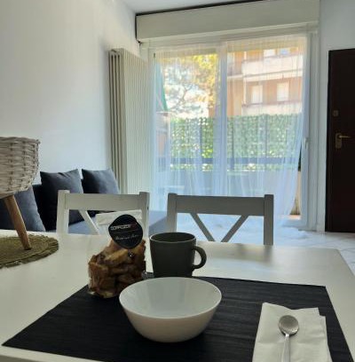 Albese con Cassano Apartment | JACAM home free parking Como
