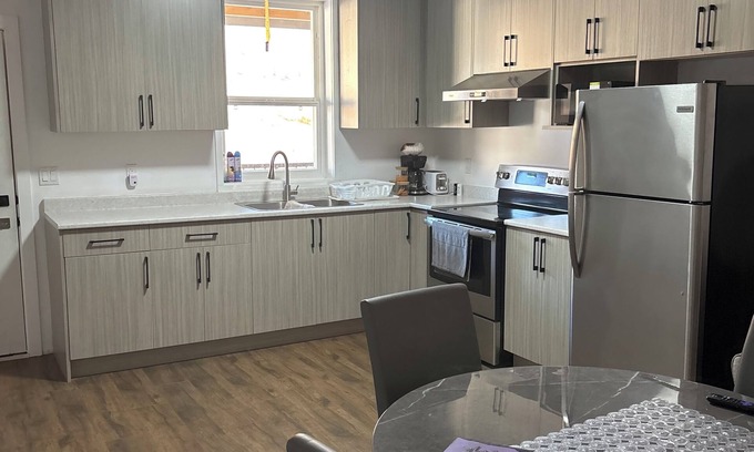 Okanagan-Similkameen Other | Jacks cherry Orchard Suites -