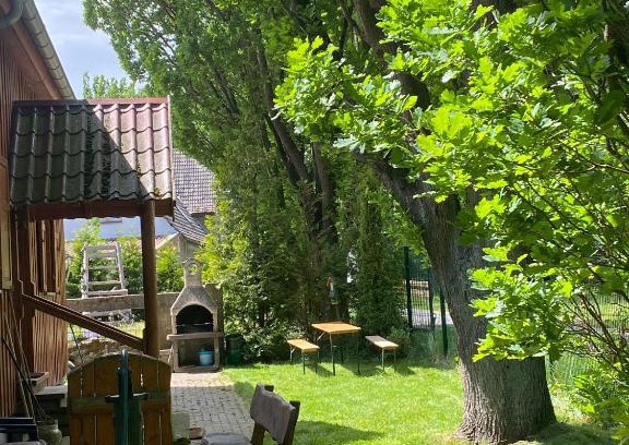 Eckartsberga Apartment | Jagdhaus auf dem Forsthof mit Sauna