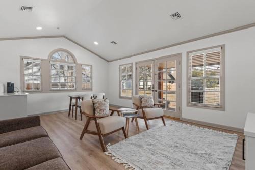 Ramona House | Jarrett Farm Resort - Suite 1
