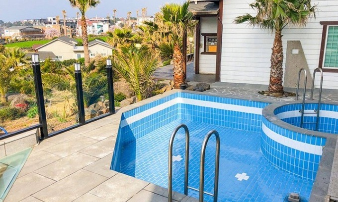 Aewol House | Jeju J Leblanc Pension