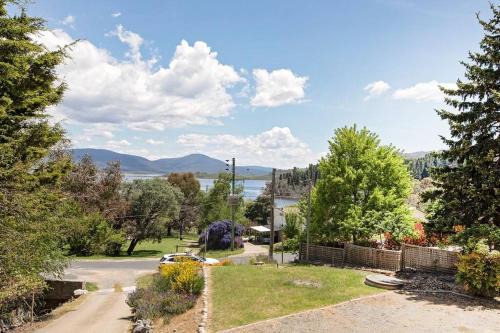East Jindabyne Apartment | Jindabyne Peaceful Lakeside Escape