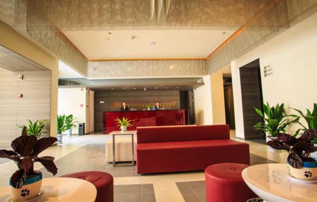 Jiangxia District Hotel | Jinjiang Inn Select Wuhan Optics Valley Avenue Lingjie Road Institute of Communications