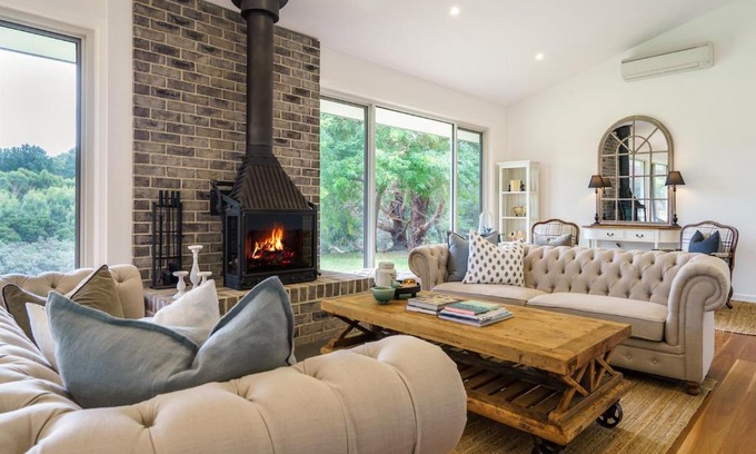 Red Hill House | Joie de Vivre