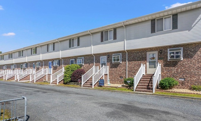 Deep Hole House | Joint Venture - Pet friendly; Water views!