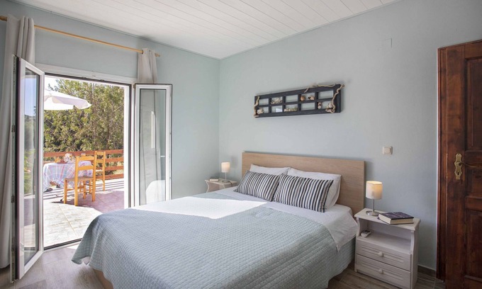 Kerameies House | Joleni Cottage: peaceful, accessible nature retreat, only minutes from beaches