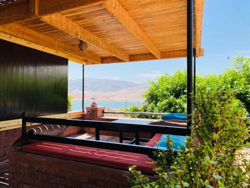 Bine el Ouidane House | Jolie petite maison vue sur lac