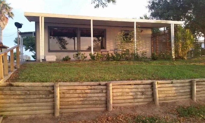 Rio Hondo House | "Jolin" House Rental w/ Fishing Pier & Boat Dock