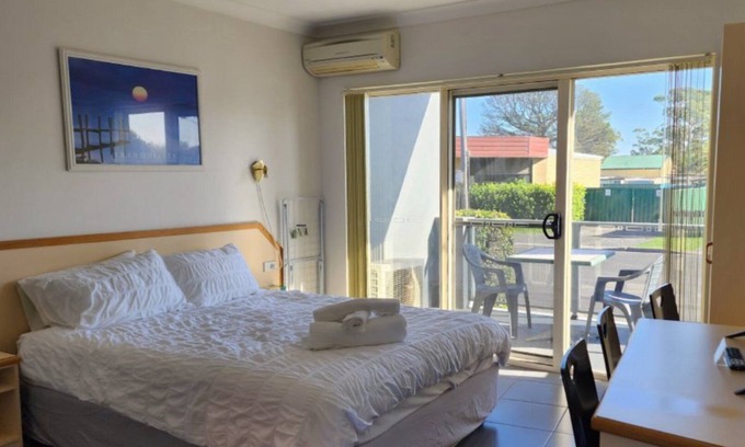 Sussex Inlet Apartment | JOPEN MOTEL - UNIT 1