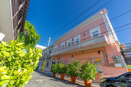 Puerta de Tierra Hostel | Juliette Hostel Digital Nomad Women Only