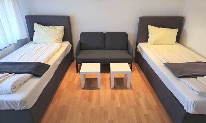 Neumuenster House | Juliusstraße 10a W1 - 2 bedrooms