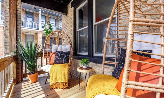 Short North House | Jungle Gem Master house