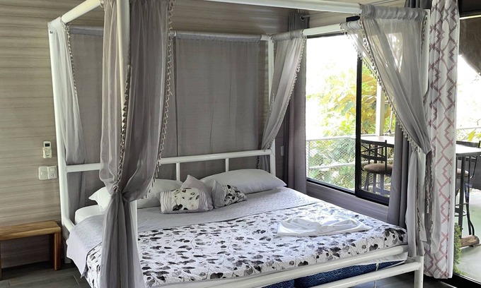 Naranjito Apartment | Jungle Studio suite with prívate Pool