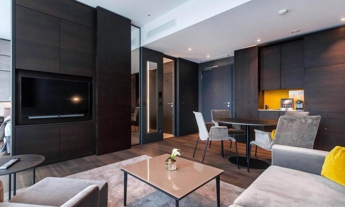 Metternich House | Junior Suite - Rhenaniasuite - FÄHRHAUS Koblenz