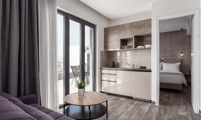 Gazi Apartment | Junior Suite With Balcony By Athenian spirit