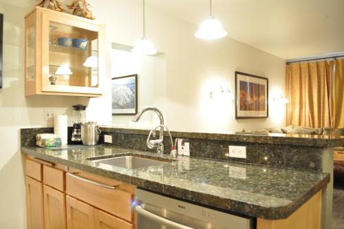 Mammoth Lakes House | Juniper Springs Lodge # 203
