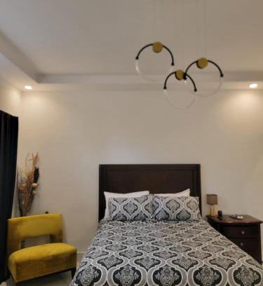 Camperdown Apartment | Jus enjoy yuh stay