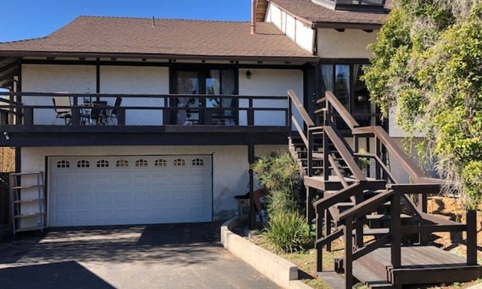 Mira Costa House | Just 3 miles to the beach!