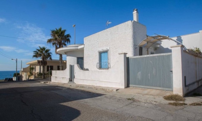 Marina di Mancaversa House | Just a few meters from the beach - Villetta a Marina di Mancaversa Belvedere